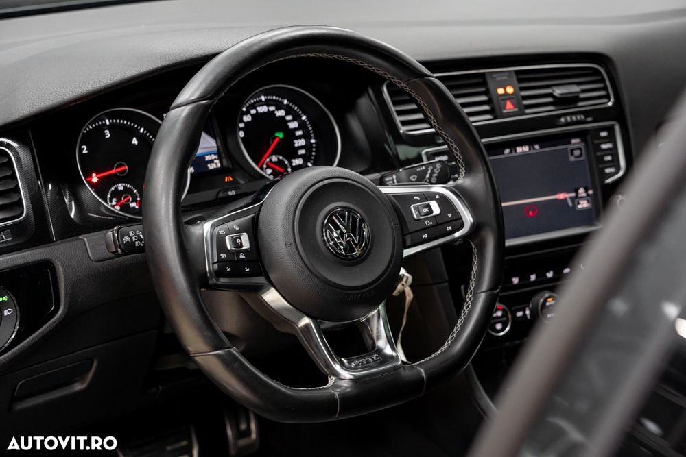Volkswagen Golf Variant GTD (BlueMotion Technology) DSG - 32