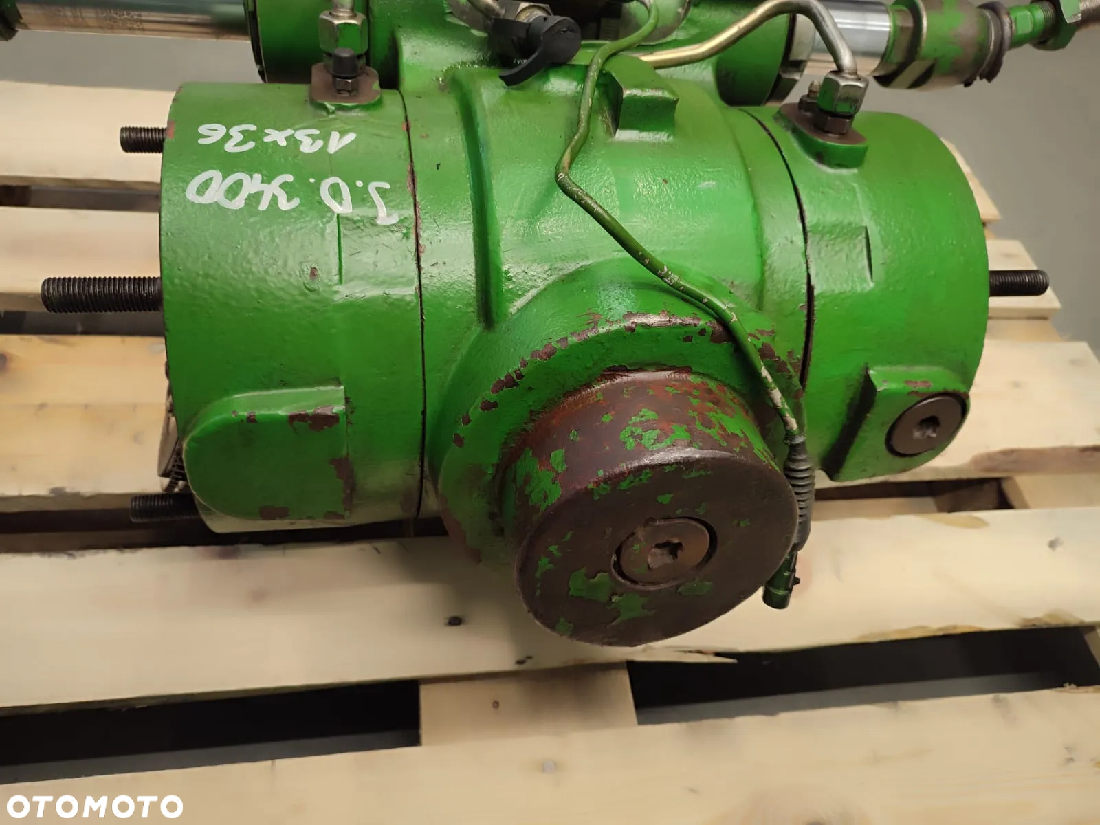 Siłownik skrętu JOHN DEERE 3400 - 11
