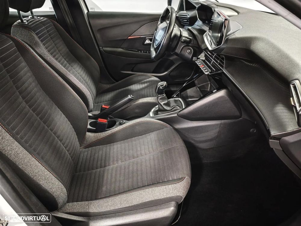 Peugeot 208 1.2 PureTech Active - 22
