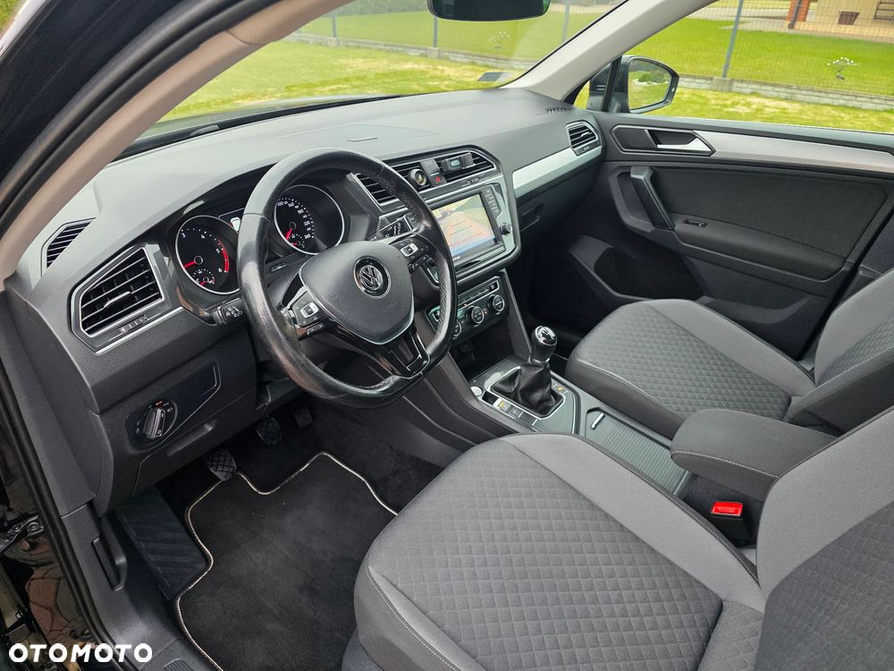 Volkswagen Tiguan - 6