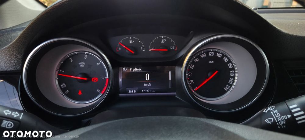Opel Astra 1.6 D (CDTI) Start/Stop Innovation - 26