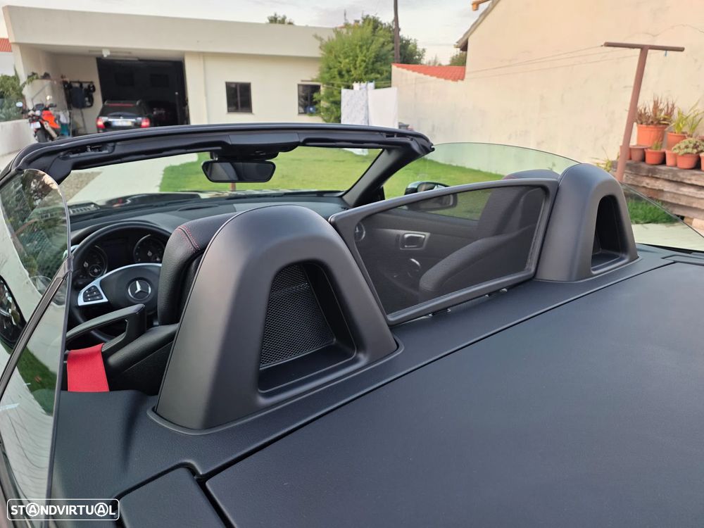 Mercedes-Benz SLC 200 - 48