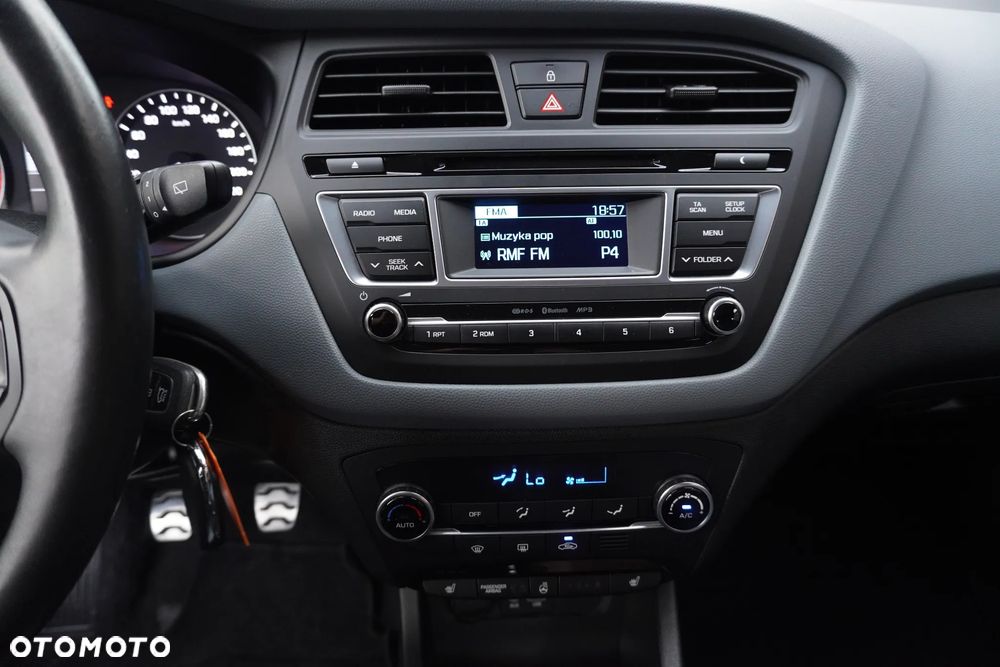 Hyundai i20 blue 1.0 T-GDI Active Passion Plus - 21