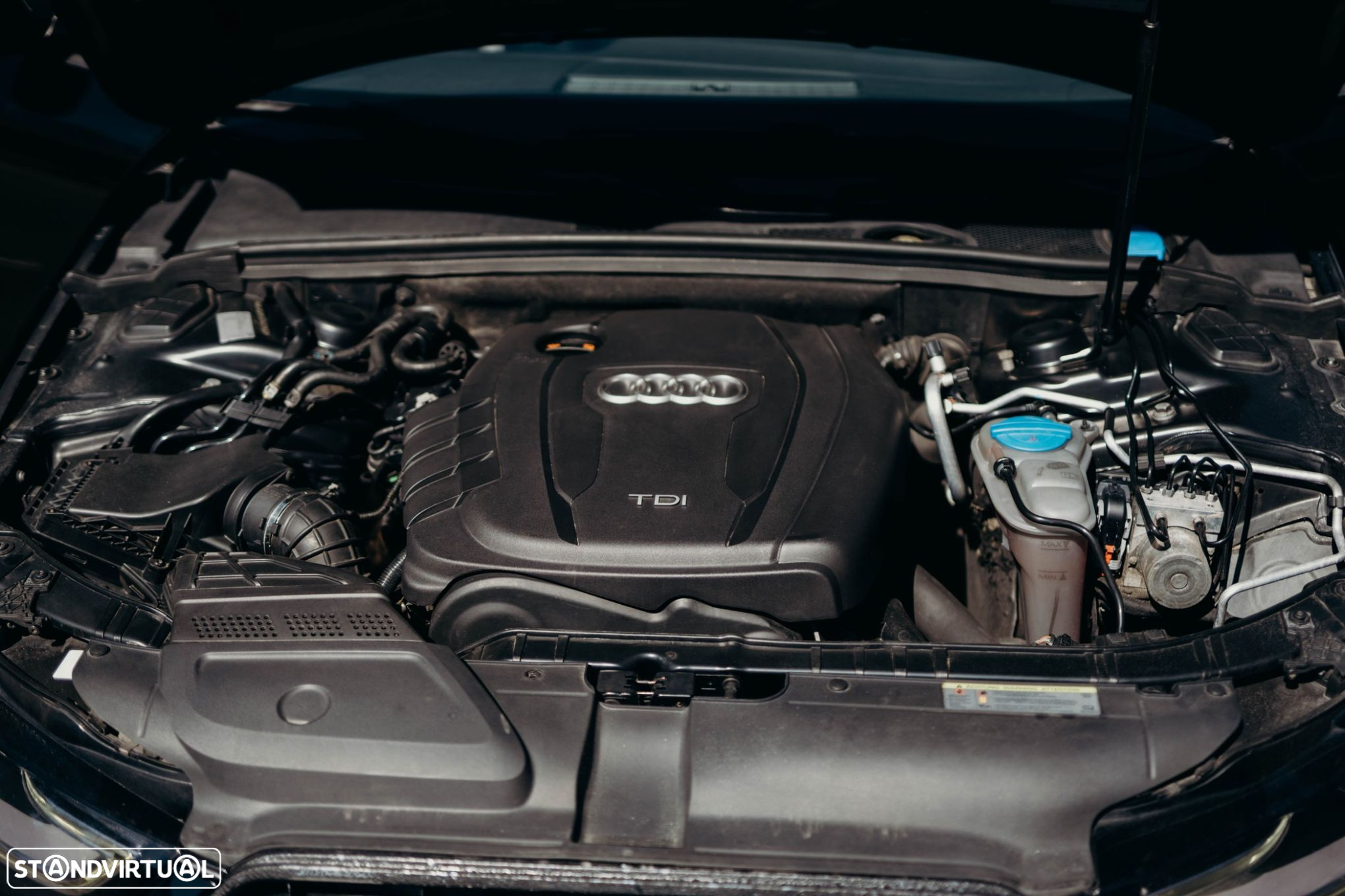 Audi A4 Avant 2.0 TDI Business Line Advance - 40