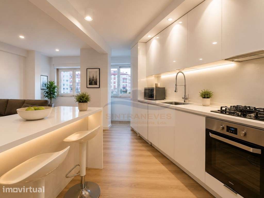T2 Totalmente Remodelado no Casal de São Brás | 339.000 € - Grande imagem: 4/7