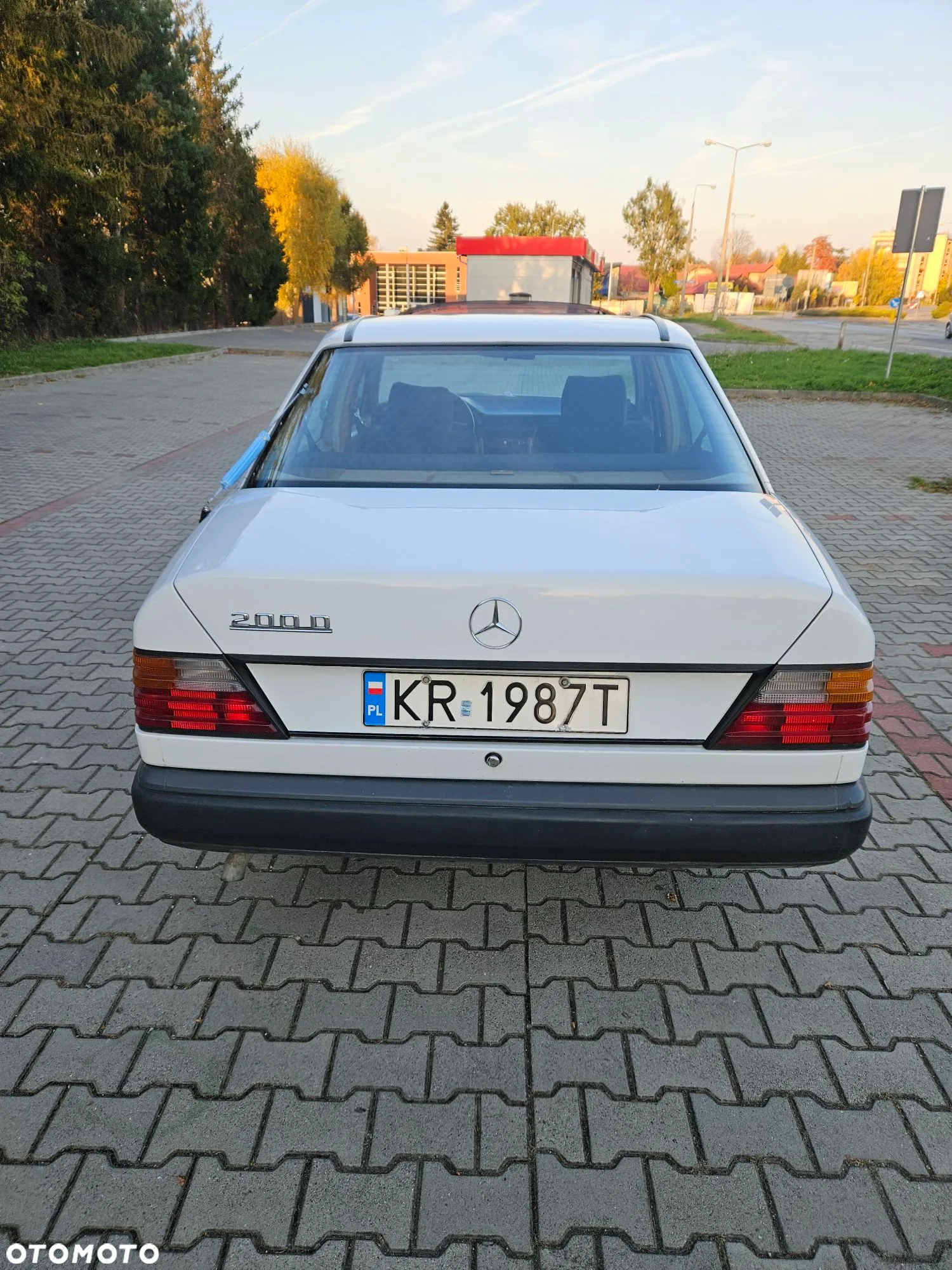 Mercedes-Benz W124 (1984-1993) - 11