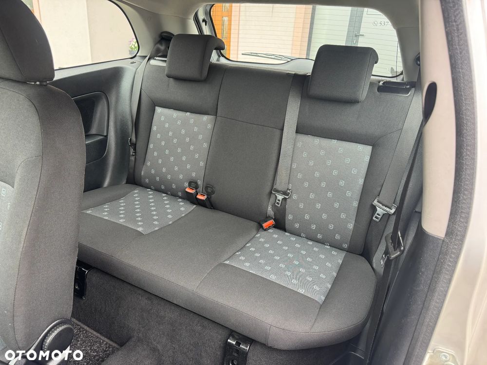 Ford Fiesta 1.3 Fun - 24