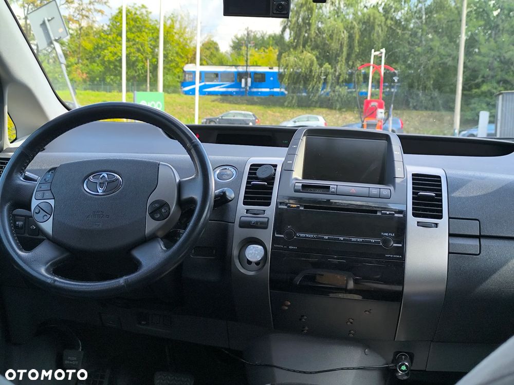 Toyota Prius 1.5 VVT-i Sol - 9