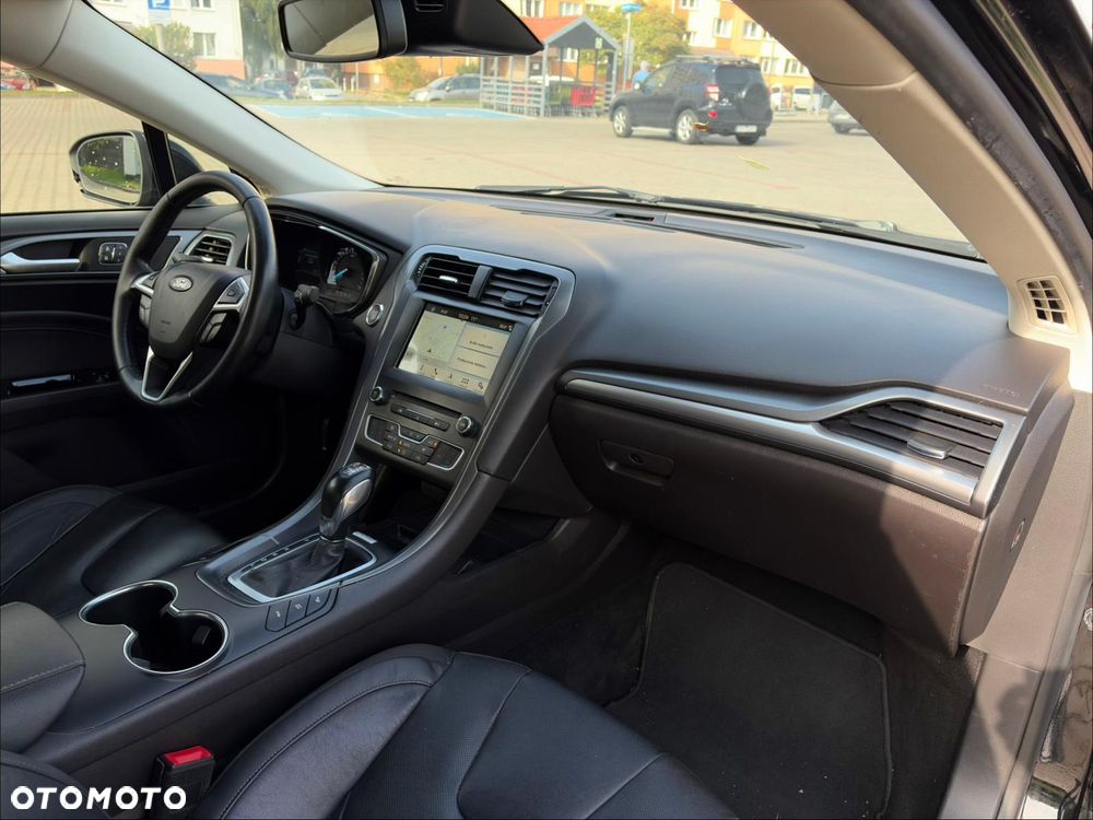 Ford Mondeo - 17