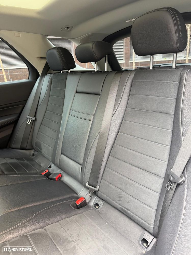 Mercedes-Benz GLE 300 d 4Matic - 15