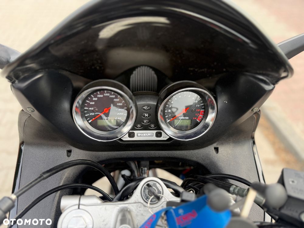 Suzuki Bandit - 28