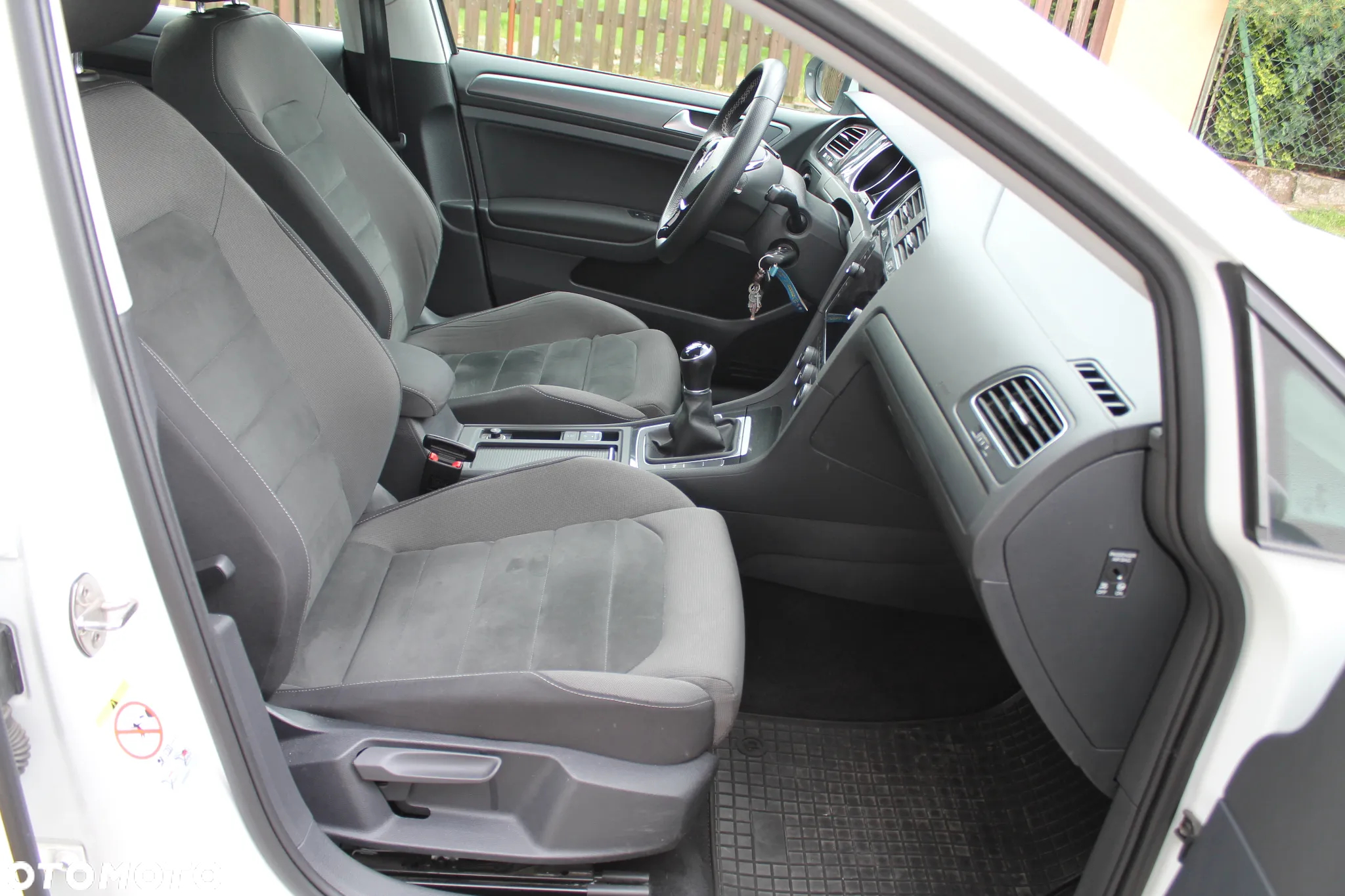 Volkswagen Golf VII 1.5 TSI BMT Comfortline - 11