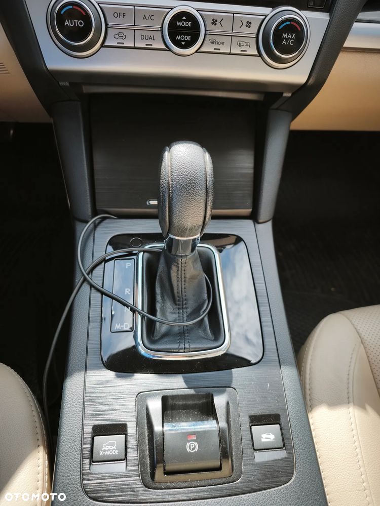 Subaru Legacy - 17