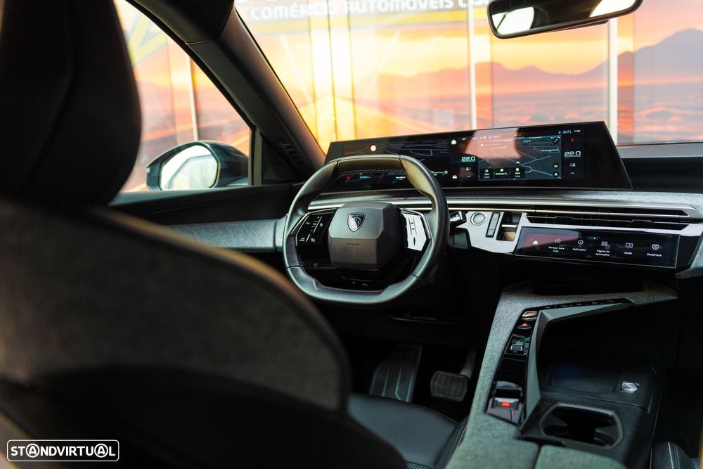 Peugeot 3008 1.2 Hybrid Allure e-DCS6 - 11