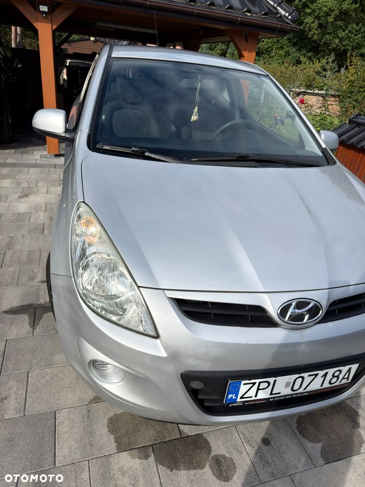 Hyundai I20