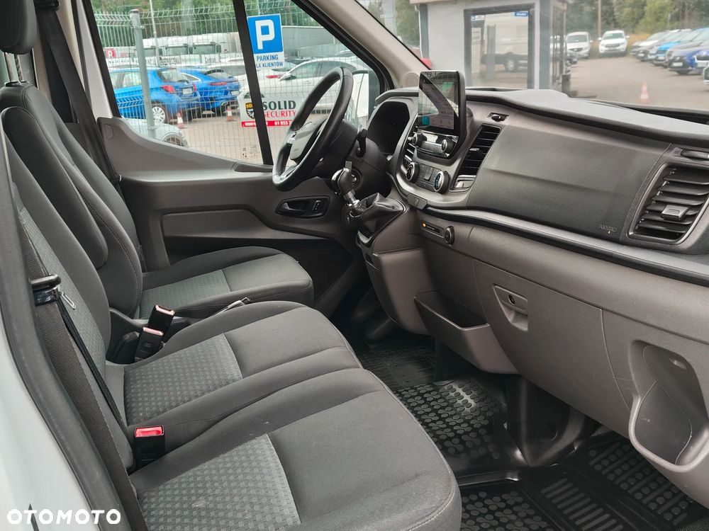 Ford Transit - 21