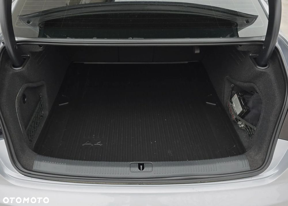 Audi A4 Limousine 2.0 TFSI quattro S tronic sport - 17