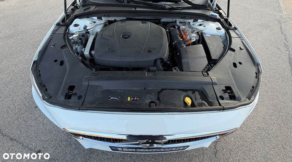 Volvo V90 T8 Twin Engine AWD Momentum - 8