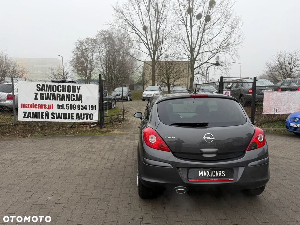 Opel Corsa 1.4 16V Cosmo - 10