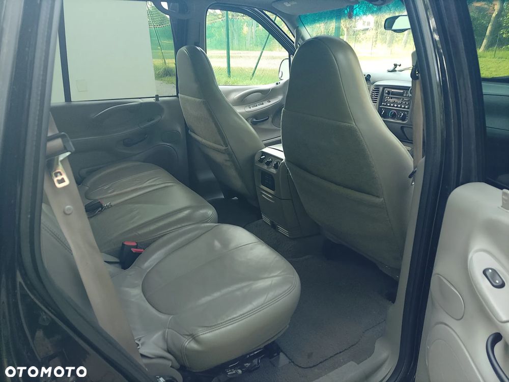 Ford Expedition 4.6 XLT 4WD - 22
