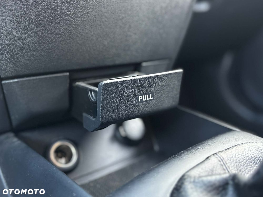 Hyundai i30 1.4 Base + - 32