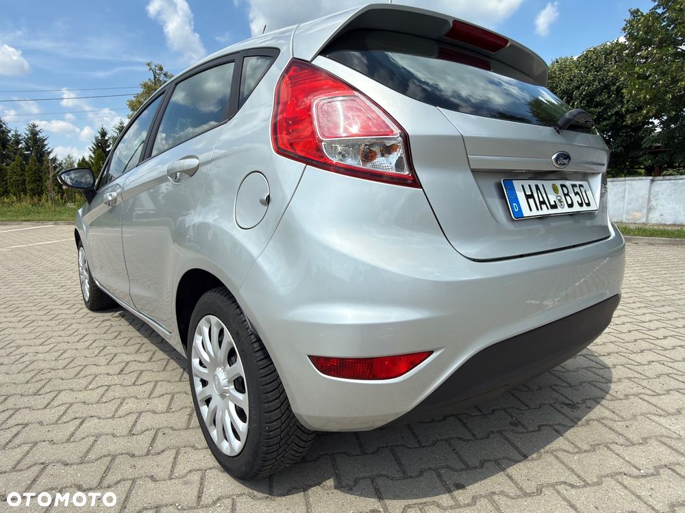 Ford Fiesta 1.25 Champions Edition - 8