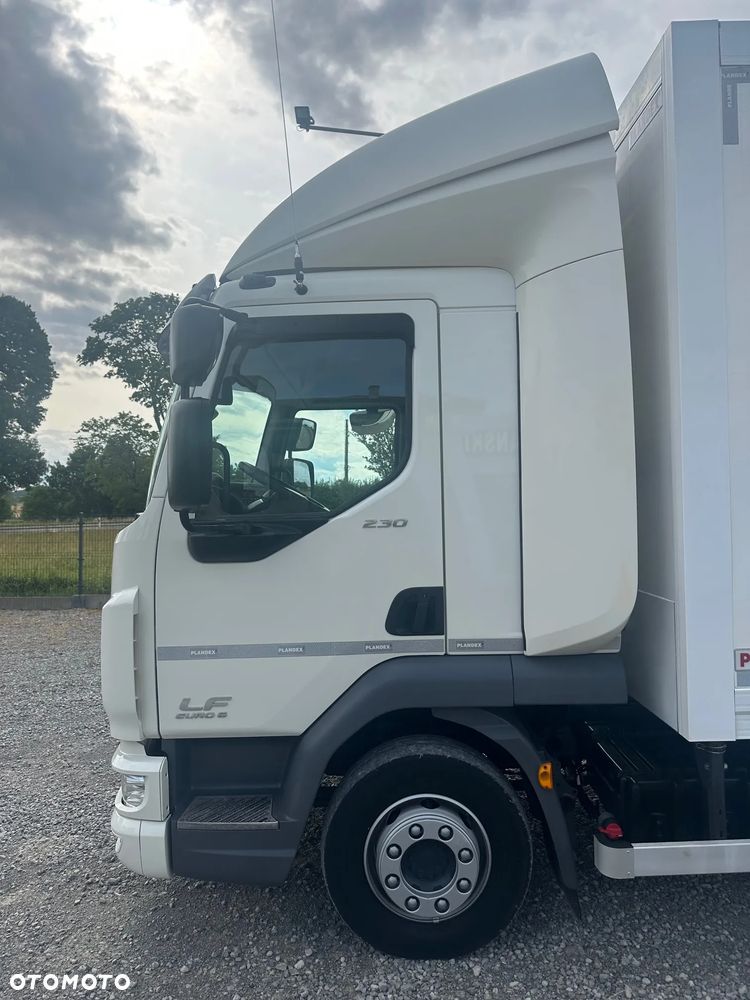 DAF / LF 12.230 / EURO 6 / KONTENER + WINDA / 16 PALET / KABINA SYPIALNA - 26