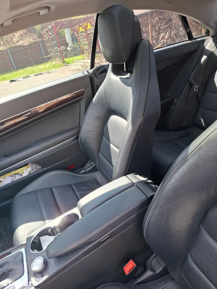 Mercedes-Benz Klasa E - 21