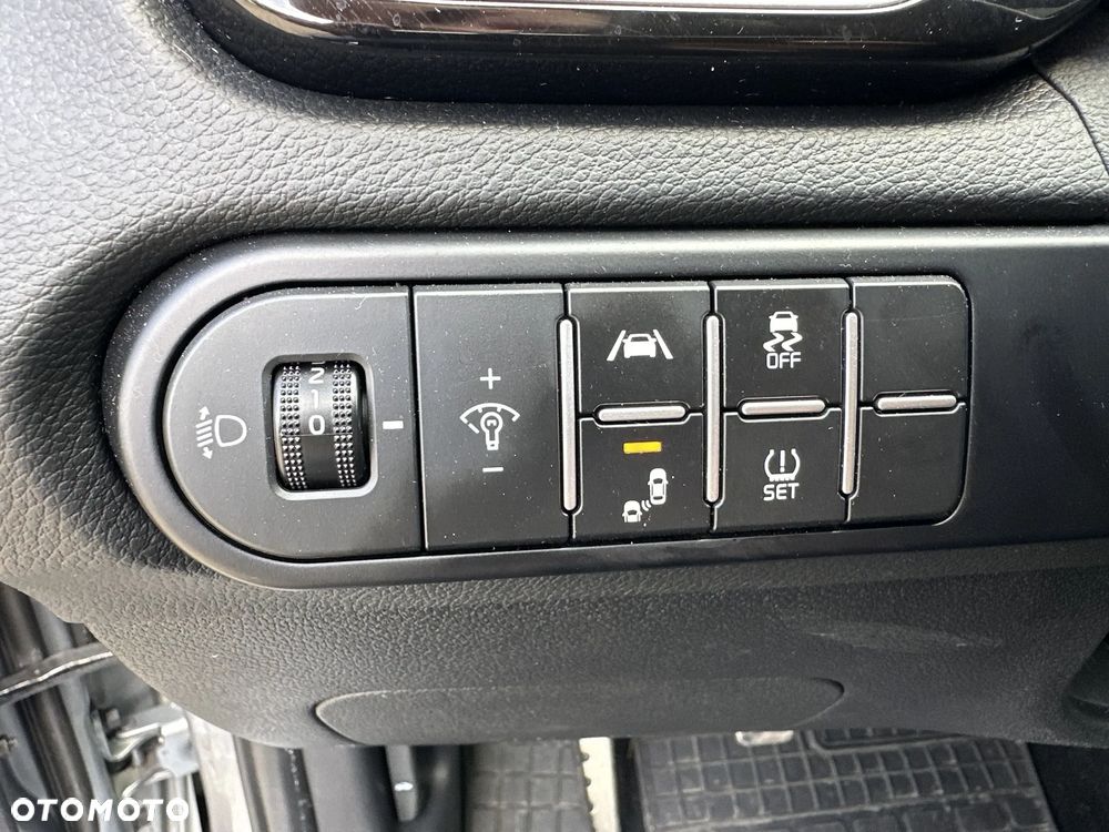 Kia ProCeed - 21