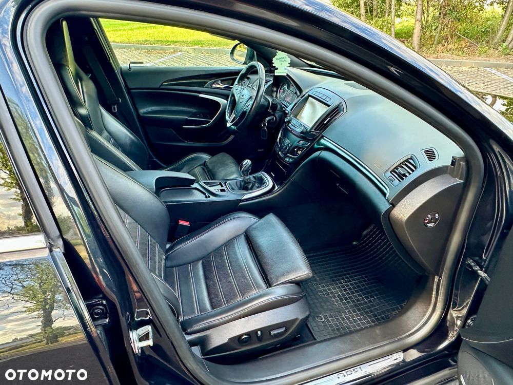 Opel Insignia - 22