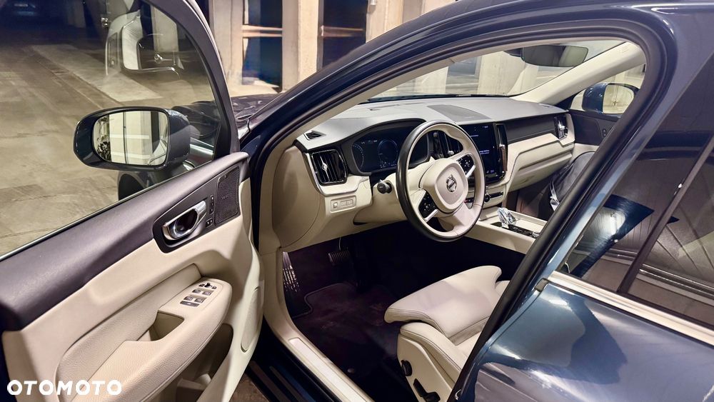 Volvo XC 60 T6 AWD Plug-In Hybrid Inscription - 7