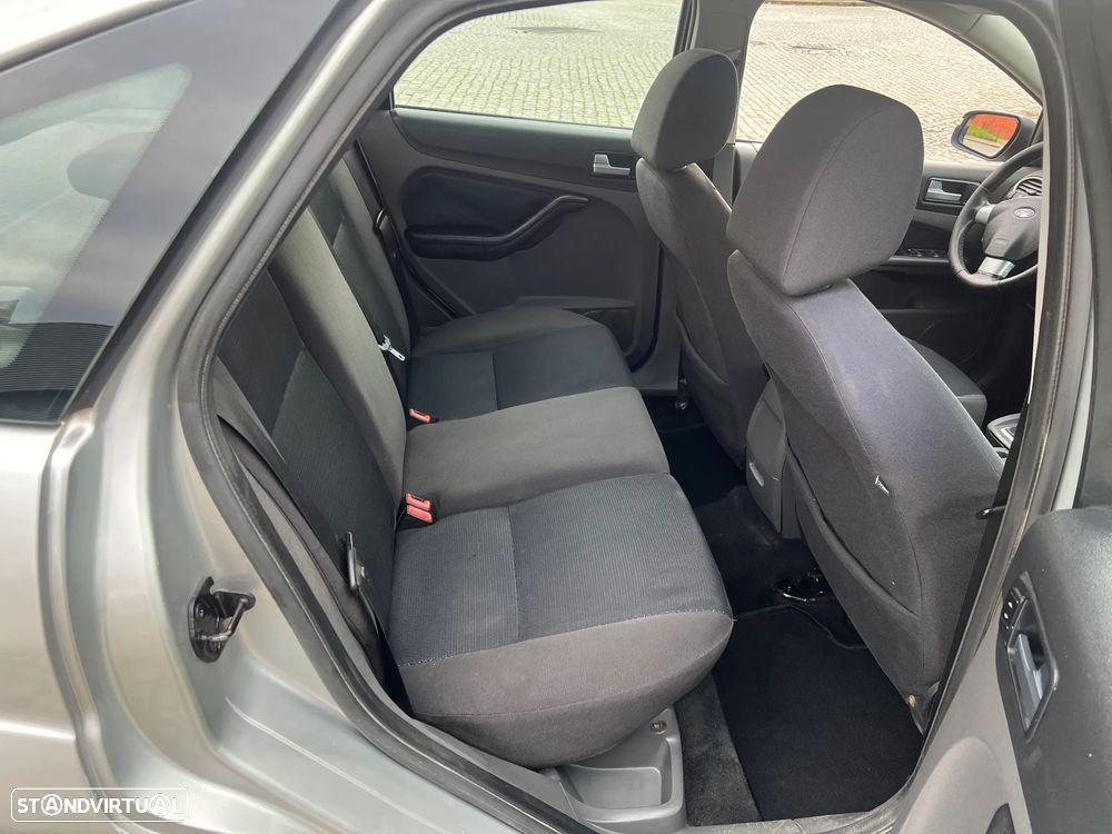 Ford Focus 1.6 TDCi 1st Edition - 8