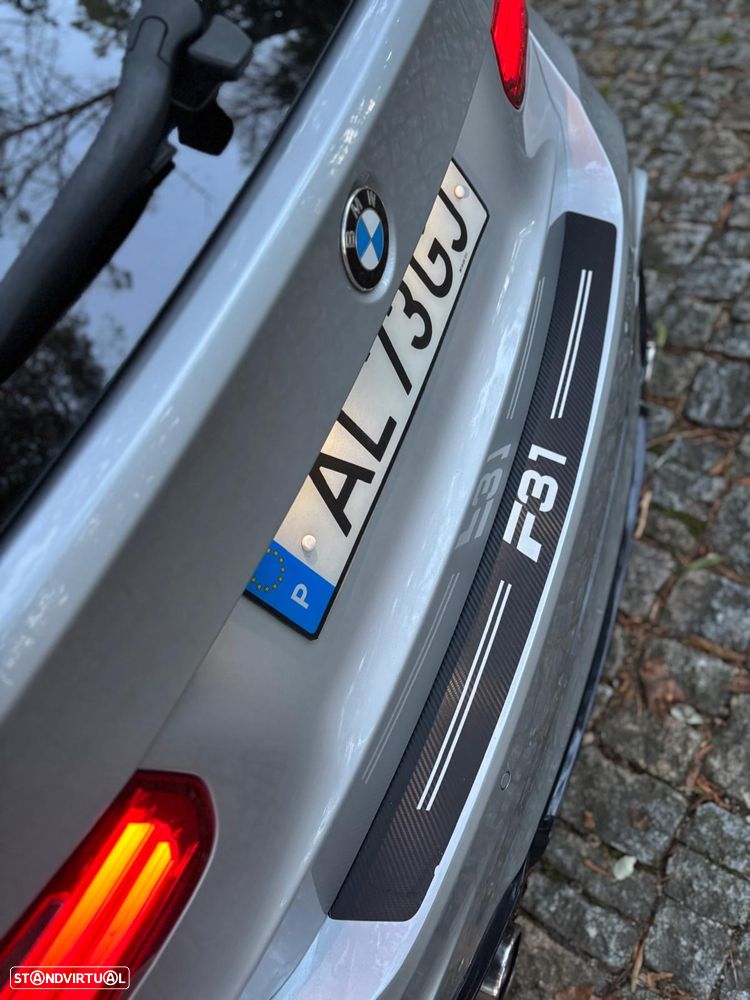 BMW 320 d xDrive Pack M - 17