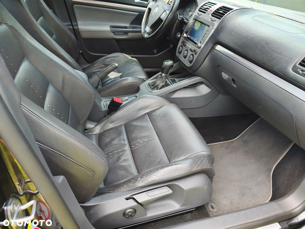 Volkswagen Golf 1.9 TDI 4Motion GT Sport - 10