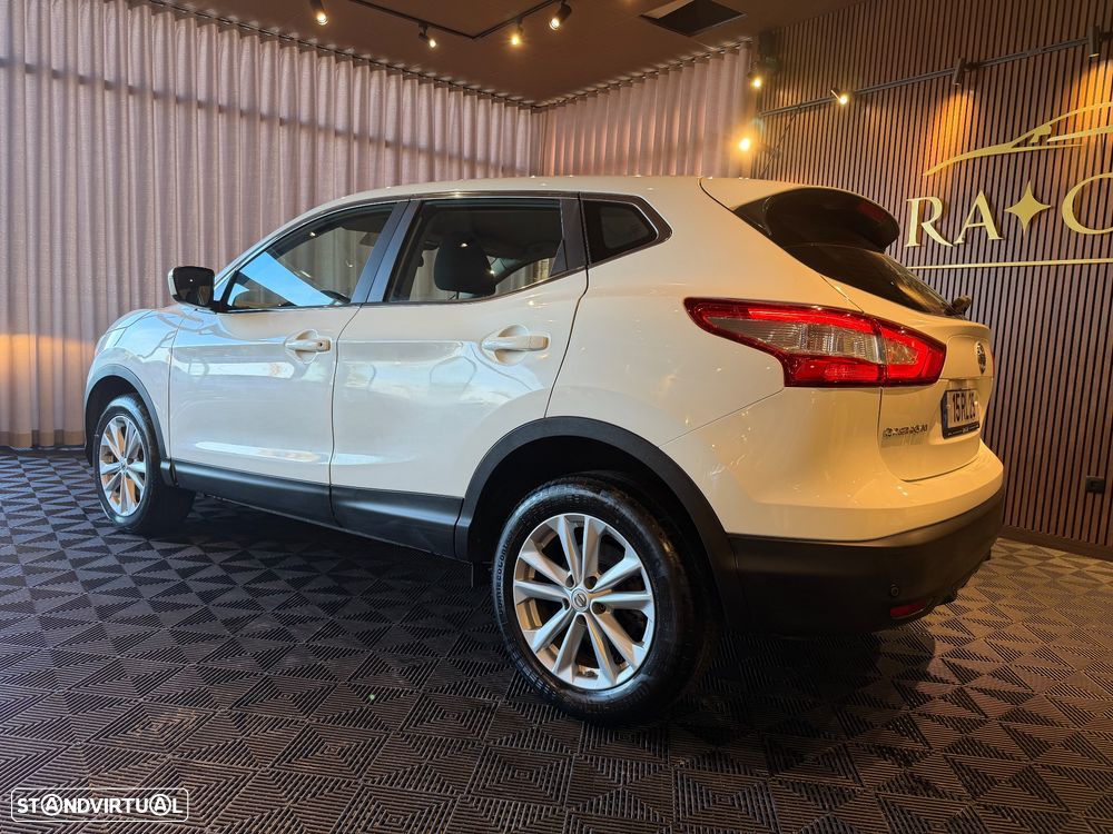 Nissan Qashqai 1.6 dCi N-Connecta RS+PS 4x4i - 4