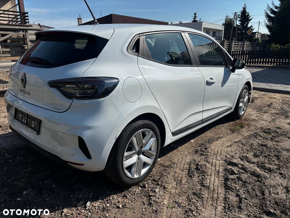 Renault Clio TCe 90 EVOLUTION - 6