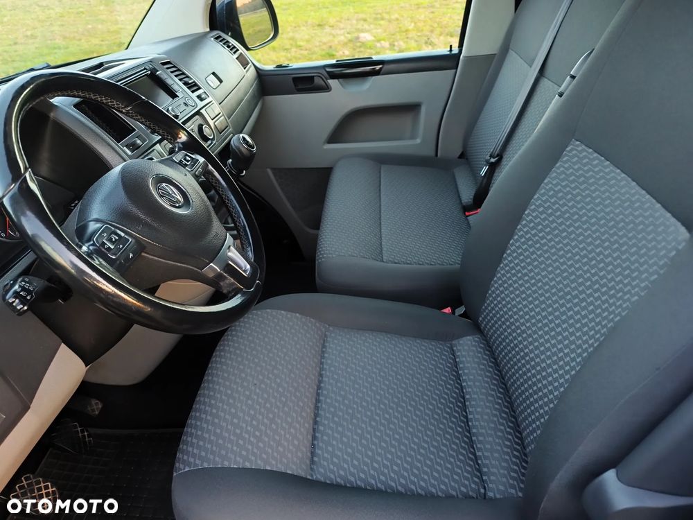 Volkswagen Transporter - 30