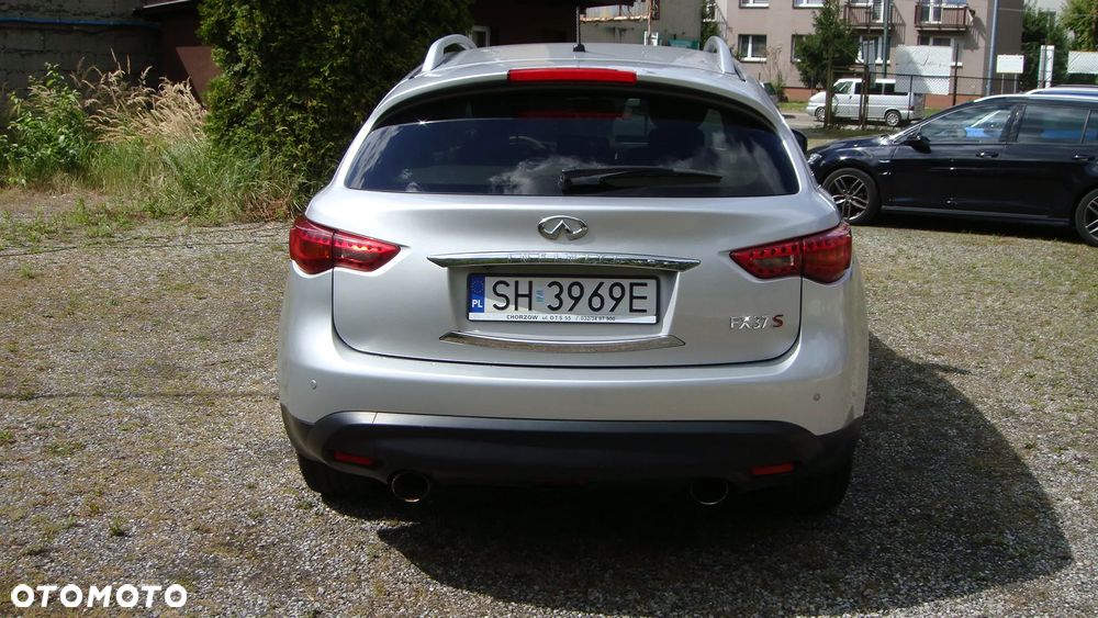 Infiniti FX FX37 S Premium - 6