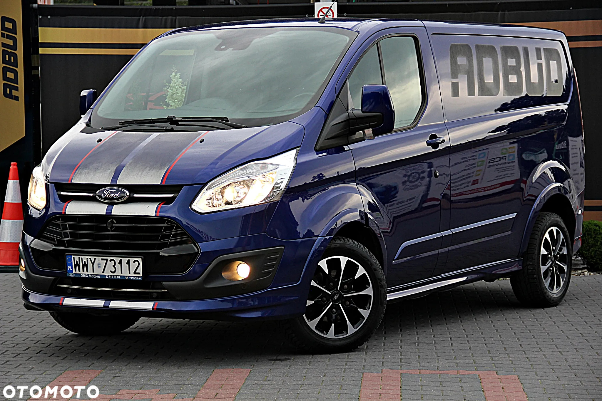 Ford TRANSIT CUSTOM - 11