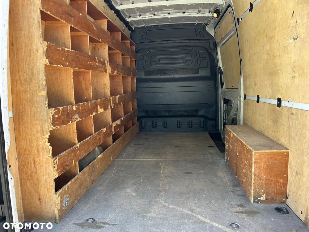 Mercedes-Benz SPRINTER - 8