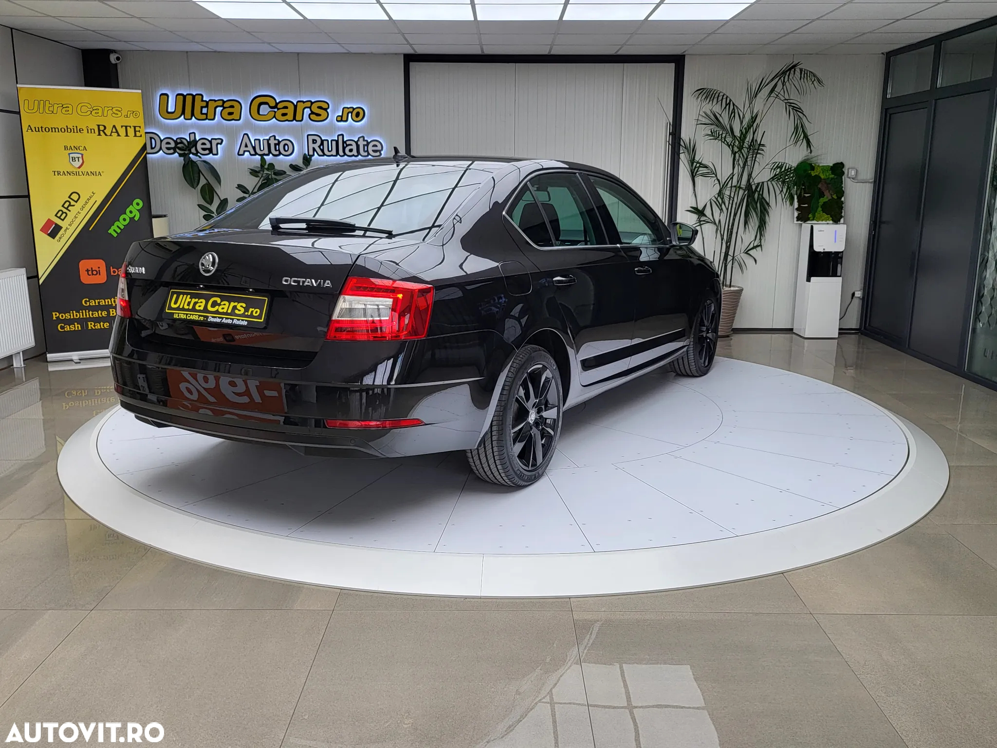 Skoda Octavia 2.0 TDI (Green tec) DSG Style - 6
