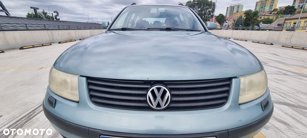 Volkswagen Passat 1.9 TDI - 11