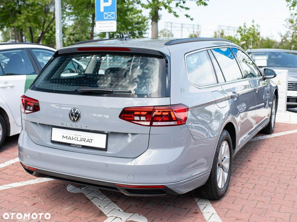 Volkswagen Passat - 6