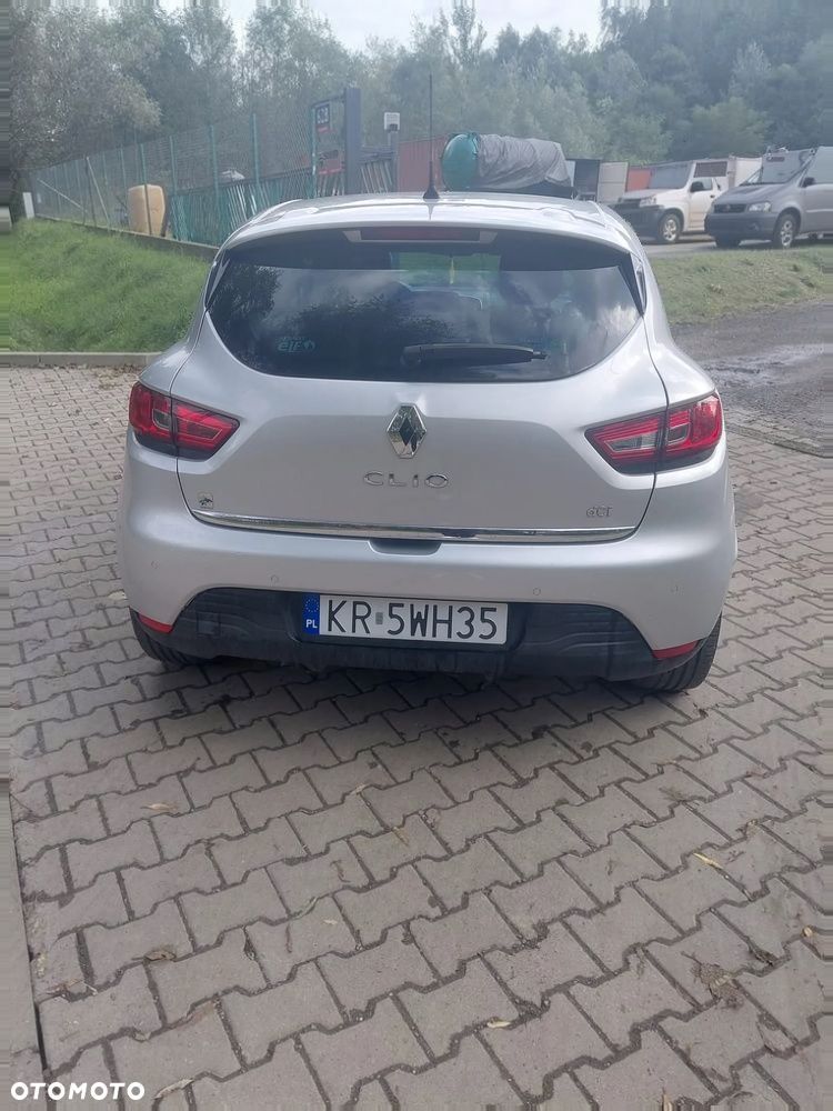 Renault Clio - 5