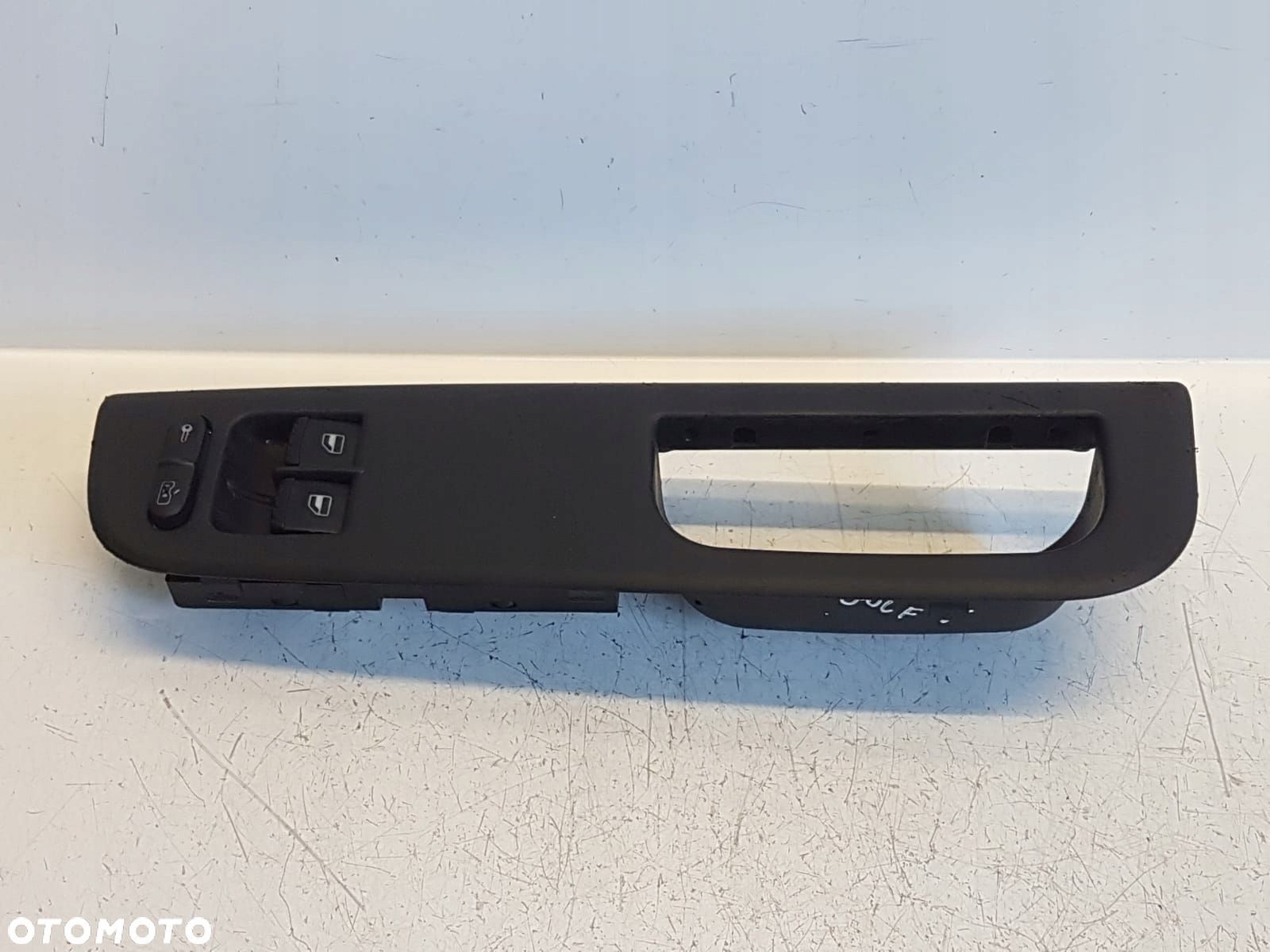 TOLEDO II LEON I PANEL SZYB LUSTEREK 1J3959857 - 1