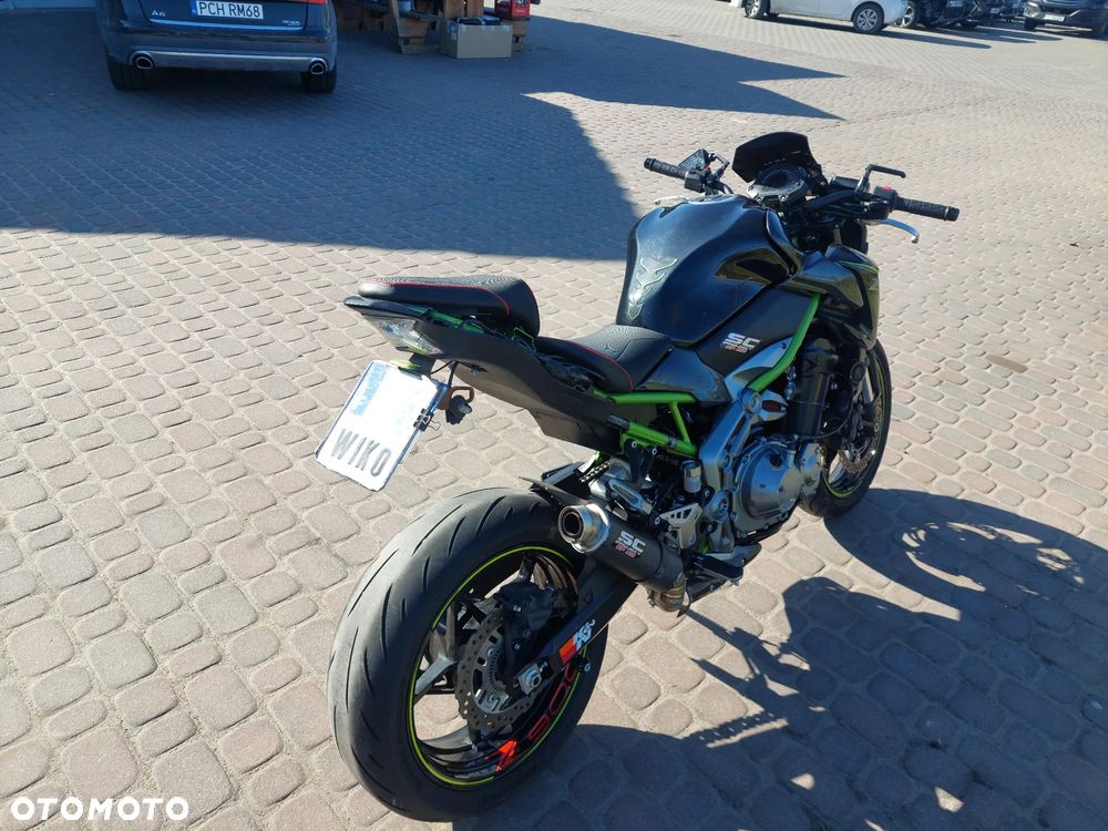 Kawasaki Z 900 - 6