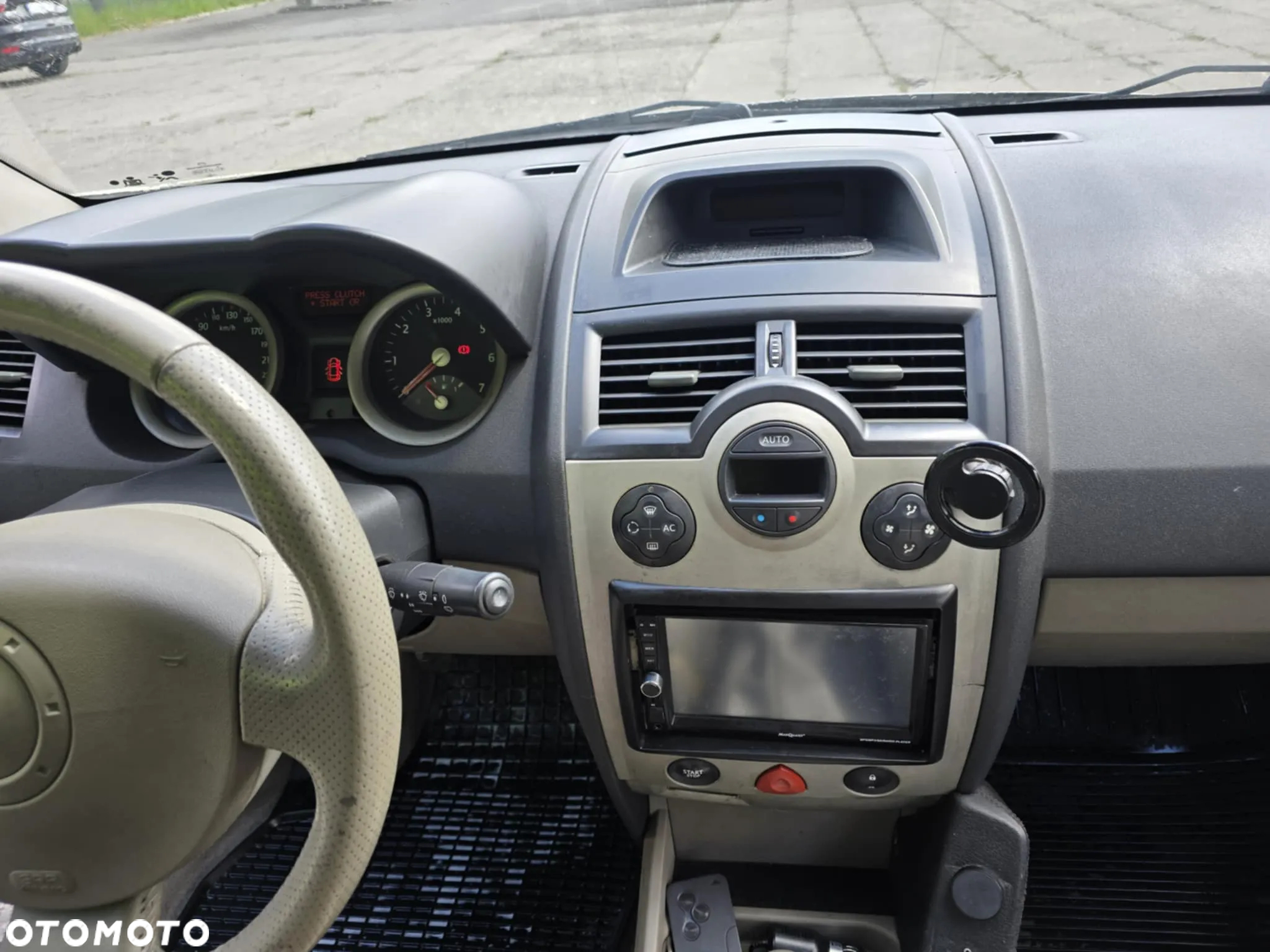 Renault Megane - 7