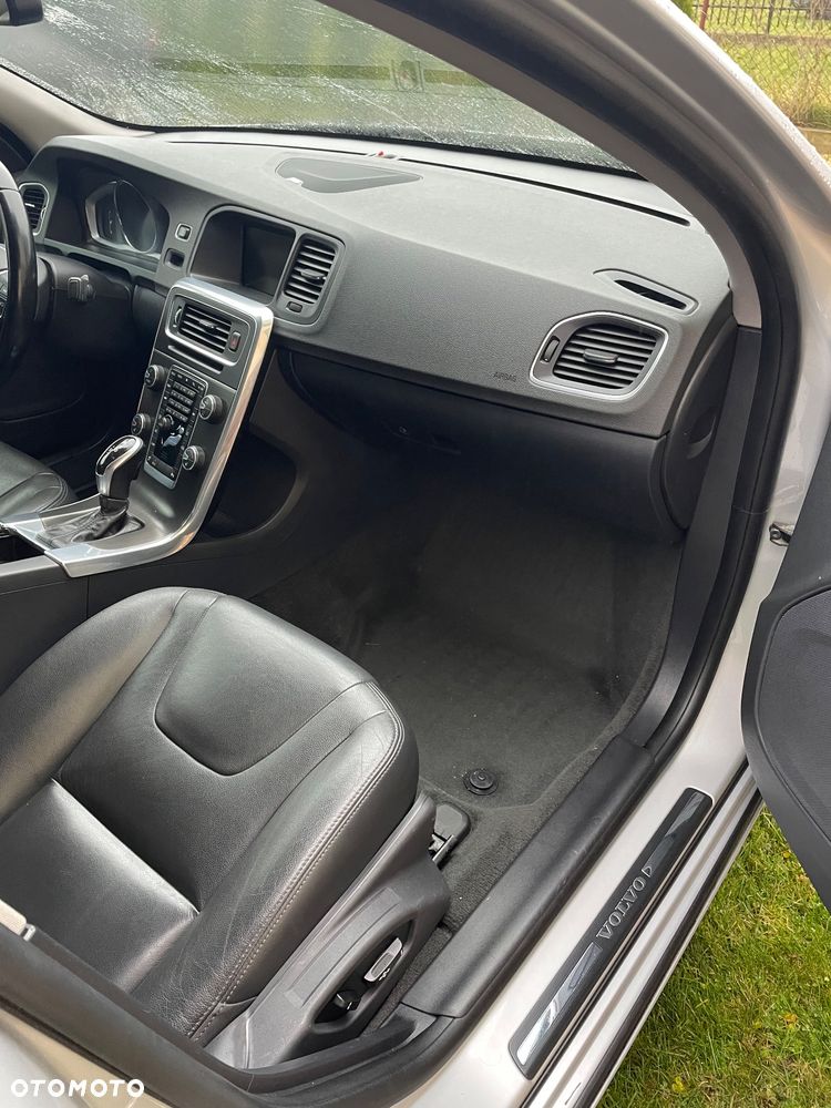 Volvo S60 2.5 T5 AWD - 11