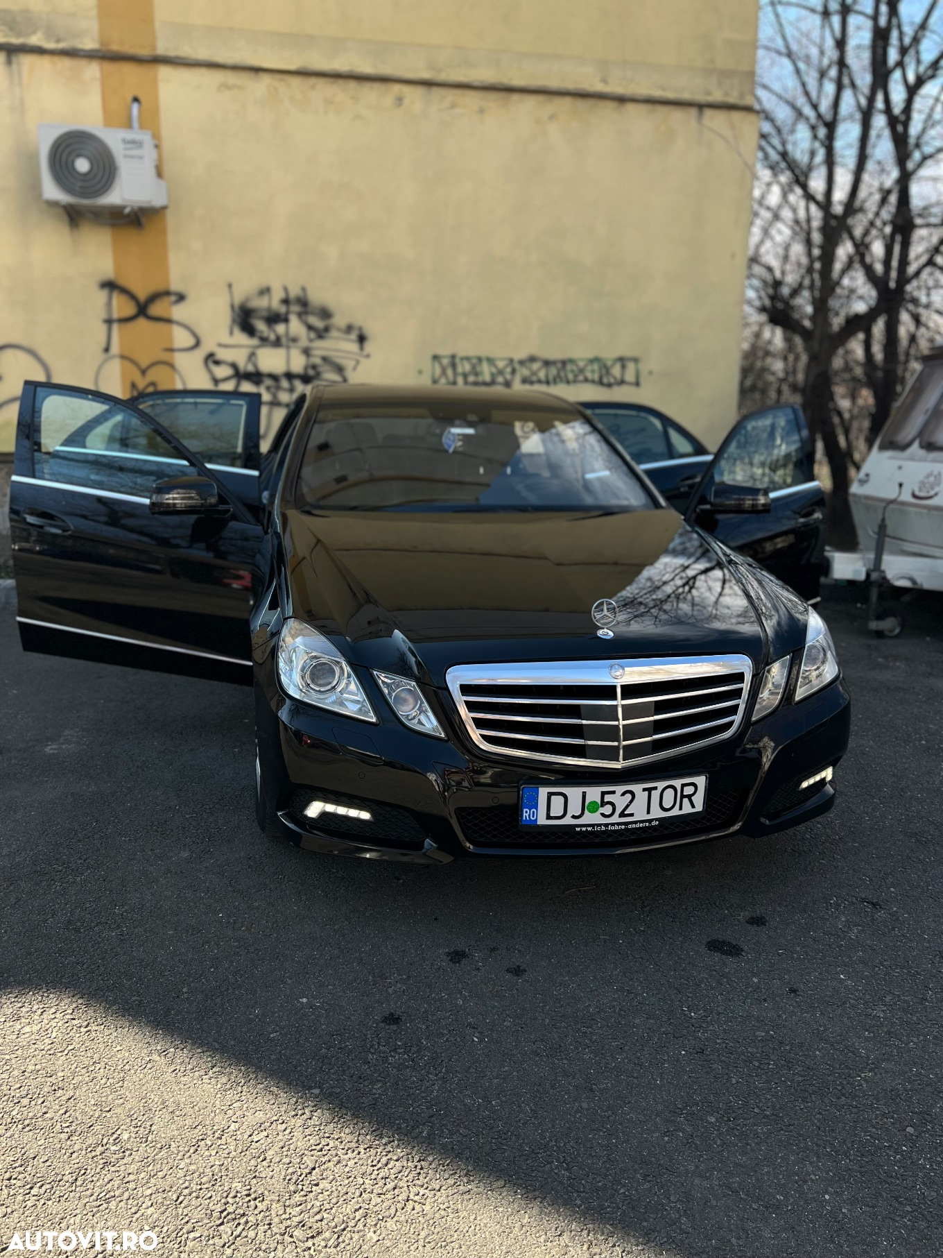 Mercedes-Benz E - 3