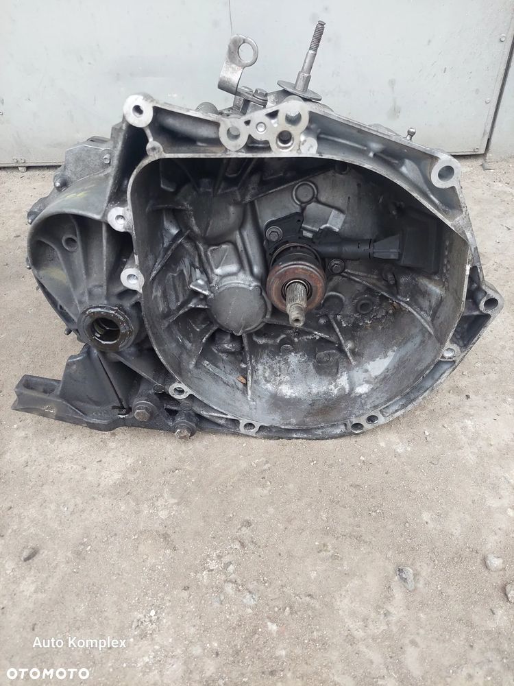 Skrzynia Biegów 1.6HDI 20CA07 2231E6 Peugeot 5008 - 1